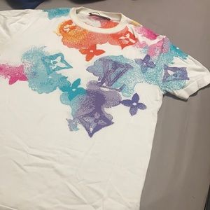 Louis Vuitton Size- Small